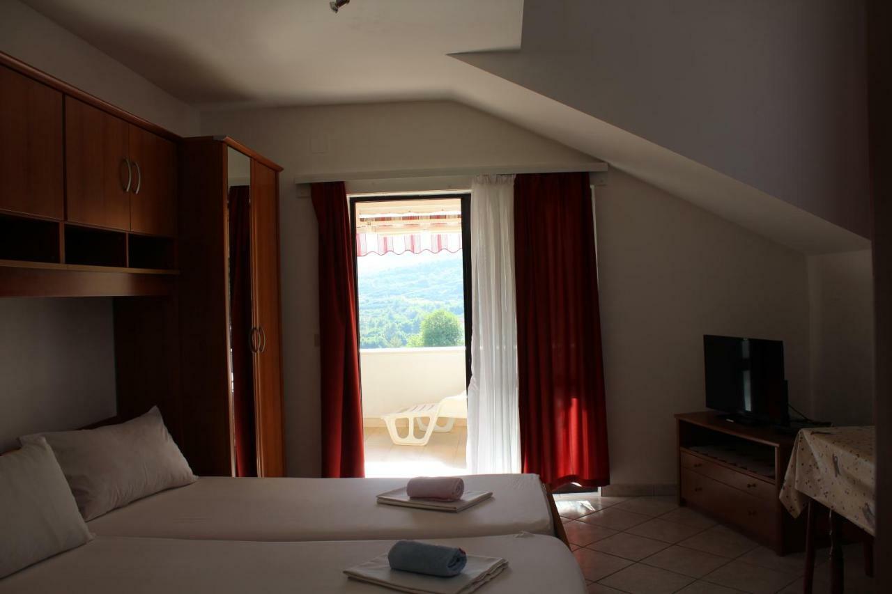 אורביץ Apartments Sveti Anton מראה חיצוני תמונה